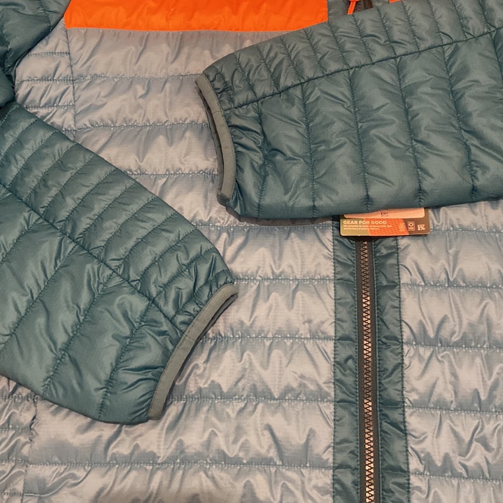 NWT Cotopaxi capa insulated jacket - Picture 3 of 6